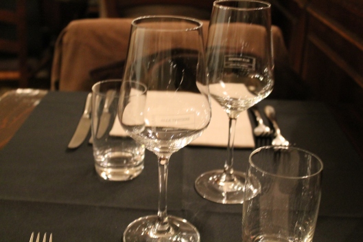 Casual but elegant table setting at alle testiere.